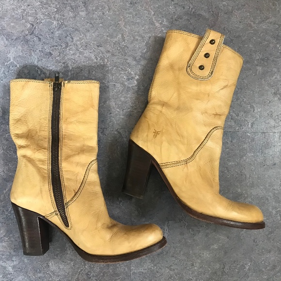 Frye Julia Campus Ankle Boot - Picture 1 of 4